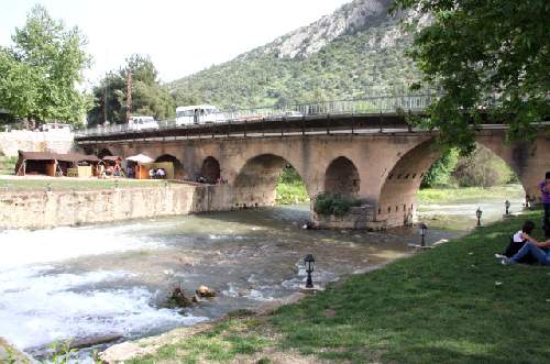 tarihi-kozan-koprusu