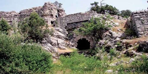 giregi-yenikoy-kalesi