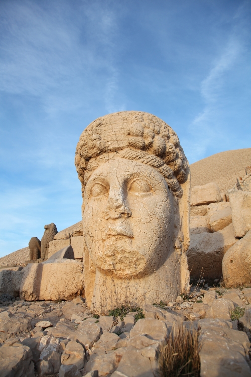 nemrut-dagi-bati-terasi