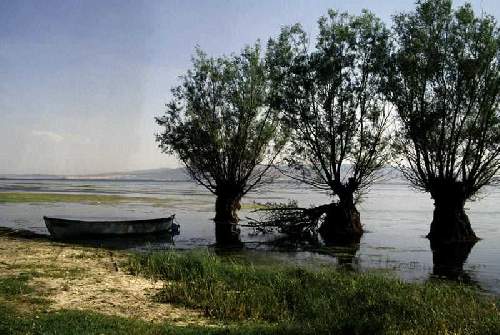 civril-isikli-golu
