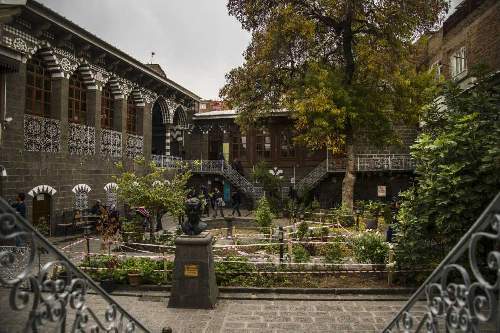 cahit-sitki-taranci-evi-kultur-muzesi