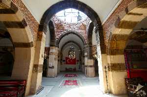 cay-kervansarayi-tashan