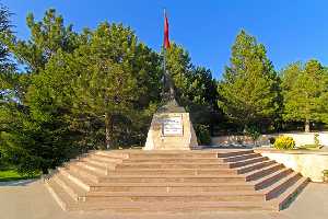 yuzbasi-ag-h-efendi-sehitligi