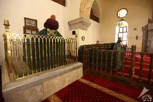 mevlevi-turbe-camii