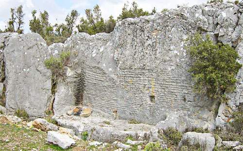 taskapi-harabesi