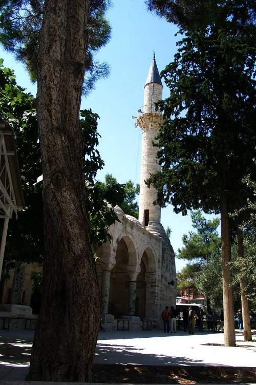 laal-pasa-camii