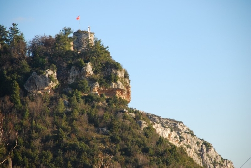 gozne-kalesi