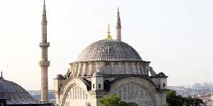 nuruosmaniye-camii