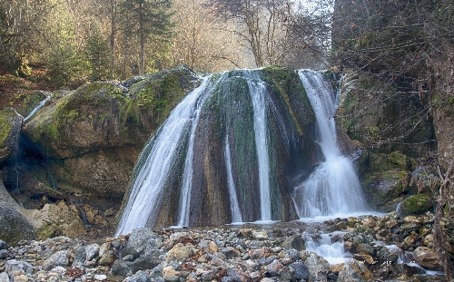 azdavay-selalesi