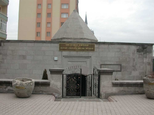 ahi-evran-zaviyesi-esnaf-ve-sanatkarlar-muzesi
