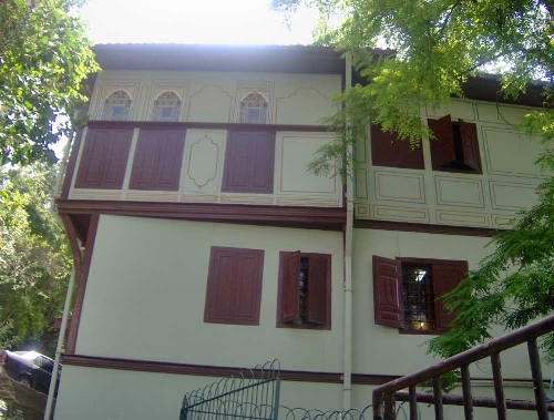 saatci-ali-efendi-konagi