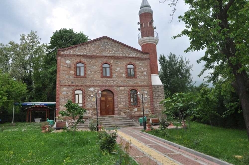 hikmetiye-camii