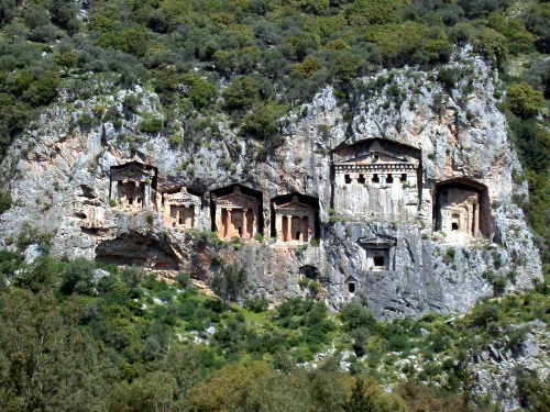 kaunos