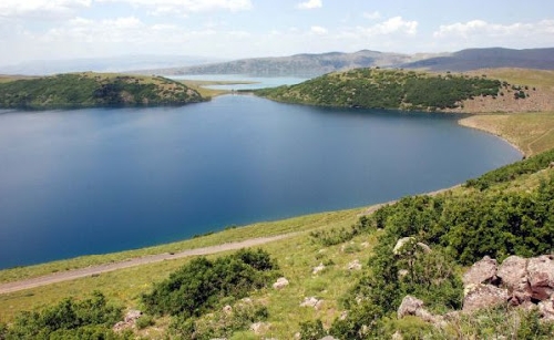 hamurpet-akdogan-golu
