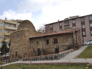 esen-bey-turbesi