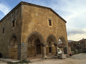 ermeni-kilisesi
