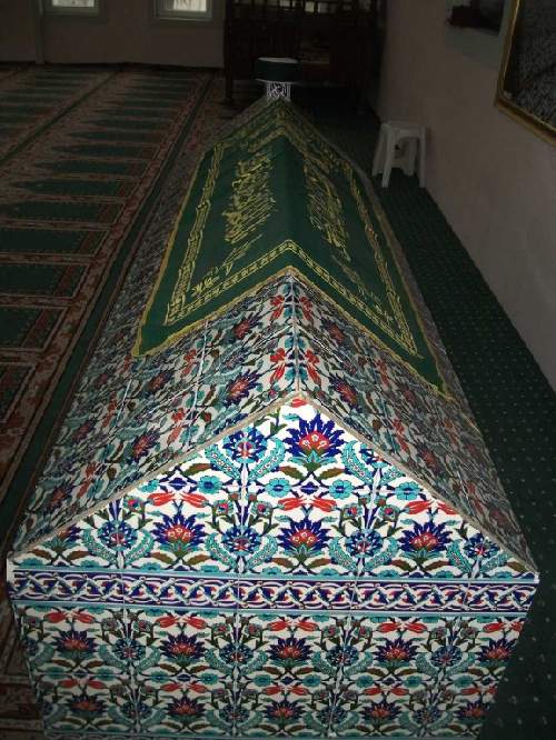 selman-dede-turbesi