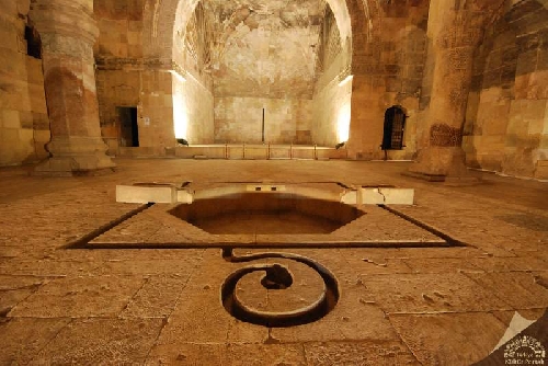 divrigi-ulu-cami-ve-darussifasi
