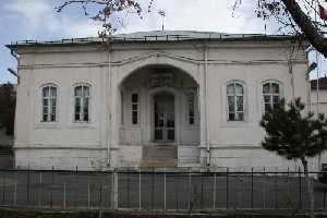 yari-acik-cezaevi