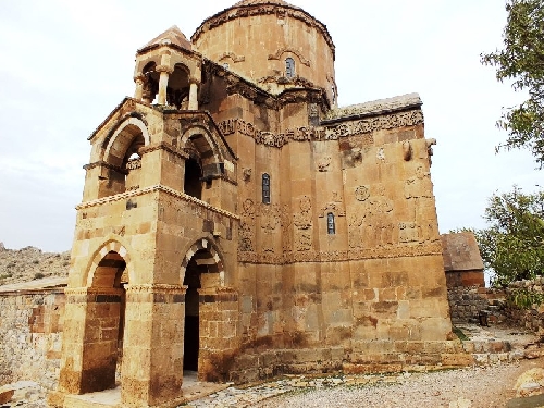 akdamar-anit-muzesi-kilisesi