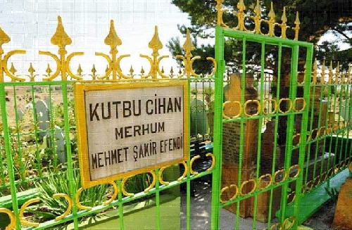 gedikhasanli-sakir-efendi-turbesi
