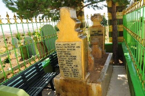 gedikhasanli-sakir-efendi-turbesi