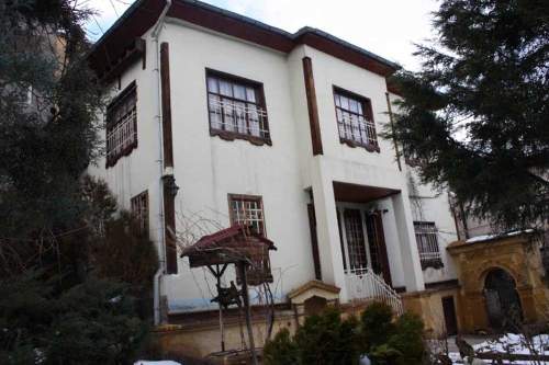 muteber-divanlioglu-konagi