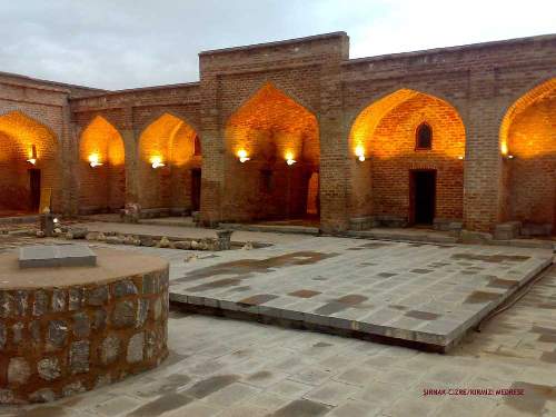 kirmizi-medrese