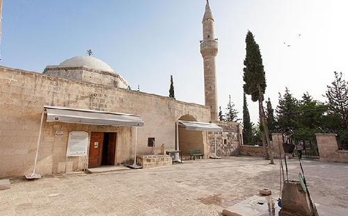 surahbil-bin-hasene-sor-habil-hasene-turbe-ve-zaviyesi