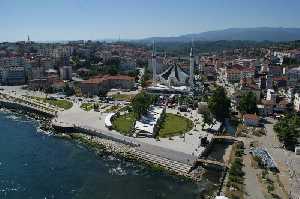 akcakoca-merkez-camii