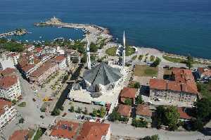 akcakoca-merkez-camii