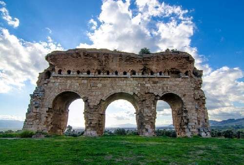 tralleis-antik-kenti